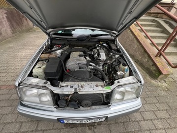 Mercedes Klasa E W210 1995 MERCEDES-BENZ KLASA E Kombi 2.0 benzyna Ładny., zdjęcie 12