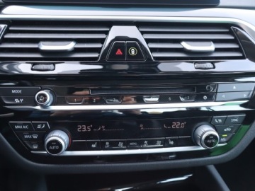 BMW Seria 5 G30-G31 Limuzyna 530e iPerformance 252KM 2019 BMW 5 530e iPerformance, 1. Właściciel, zdjęcie 12