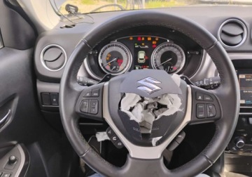 Suzuki 2023 Suzuki Vitara 2023r, SALON. 1.5 HYBRID. AUTOMAT. Uszkodzony przod i prawy, zdjęcie 10