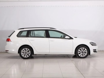 Volkswagen Golf VII Variant 1.6 TDI CR DPF BlueMotion Technology 105KM 2015 VW Golf 1.6 TDI, Salon Polska, Xenon, Bi-Xenon, zdjęcie 5