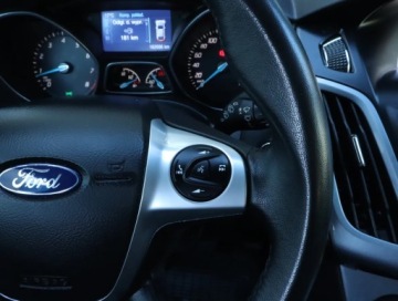 Ford Focus III Kombi Facelifting 1.0 EcoBoost 125KM 2014 Ford Focus 1.0 EcoBoost, Navi, Klima, Klimatronic, zdjęcie 22