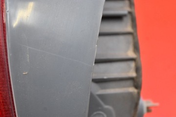 SVĚTLO LEVÝ ZADNÍ TOYOTA YARIS 1 I 3D 01R