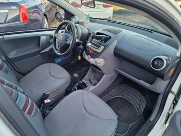 Citroen C1 I Hatchback 3d Facelifting 1.4 HDi 54KM 2009 Citroen C1 1.4 Diesel 54 KM, Klimatyzacja, Isofix,, zdjęcie 13