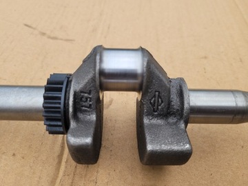 КОЛЕНШАТ BRIGGS 400 450 500 550 Серия 22,2x50 мм.