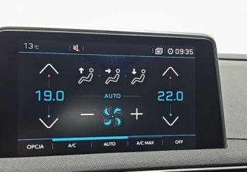 Peugeot 3008 II Crossover 1.2 PureTech 130KM 2019 Peugeot 3008 1.2 Benzyna 130KM, zdjęcie 18