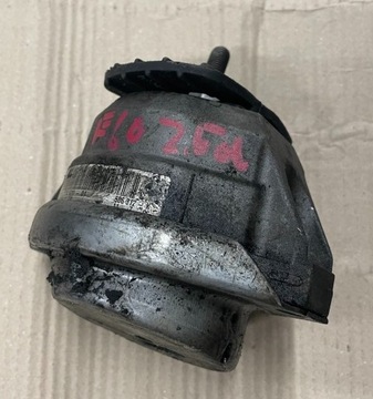 BMW OE 22116774620 LOŽISKO MOTORU