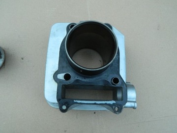 ЦИЛИНДР + ПОРШЕНЬ SUZUKI GN 250 GZ