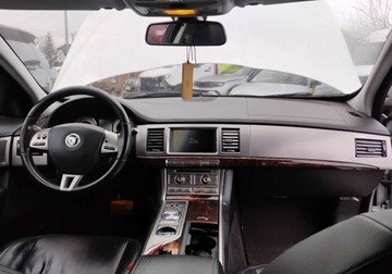 Jaguar XF I Sedan 3.0D V6 210KM 2010 Jaguar XF 2010r, 3.0 Diesel. AUTOMAT. Lekko uszkodzony prawy przod. 3.0, zdjęcie 5