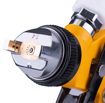 НАБОР ПОКРАСОЧНЫХ ПИСТОЛЕТОВ + РЕДУКТОР ДАВЛЕНИЯ JCB