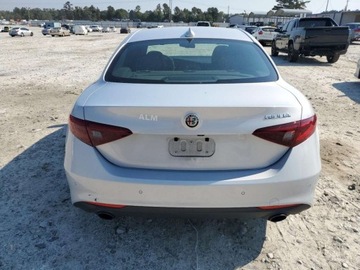 Alfa Romeo Giulia II Sedan Facelifting 2.0 Turbo 280KM 2022 Alfa Romeo Giulia 2022 2.0l 2.0 Benzyna 280KM, zdjęcie 2