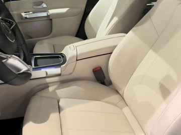 Mercedes GLB SUV 2.0 200d 150KM 2025 GLB 200 d 4-Matic Progressive 2.0 (150KM) 2025, zdjęcie 4