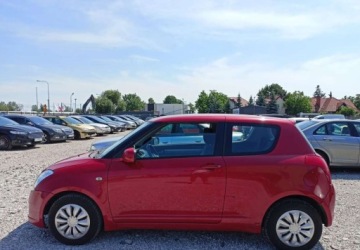 Suzuki Swift IV Hatchback 3d 1.5 VVT 102KM 2006 Suzuki Swift Suzuki Swift 1.5 Benzyna 102KM, zdjęcie 1