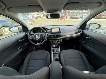 Fiat Tipo II Hatchback 1.6 MultiJet 120KM 2017 Fiat Tipo Swiatła Led. Kamera cof. Navigacja., zdjęcie 12