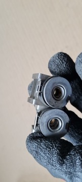 SQ5 85 8R КРЕПЛЕНИЕ РУЧКИ ПОДЪЕМА КРЮК ЛАМПЫ РЕГУЛИРОВОЧНЫЙ ВИНТ A4 B8 S4