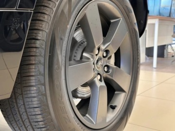 Land Rover Defender IV (L663) Hard Top 90 3.0D R6 250KM 2025 Defender 110 D250 X-Dynamic SE 3.0 (250KM) 2025, zdjęcie 4