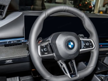 BMW Seria 5 G90-91 2025 BMW Seria 5 540d xDrive Sport Sedan 3.0 (303KM) 2025, zdjęcie 6