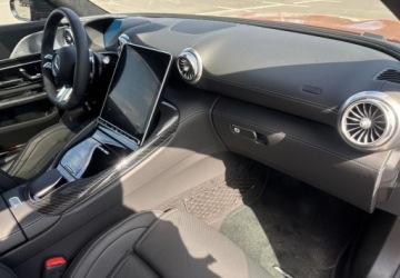 Mercedes AMG GT C190 Coupe 4d Facelifting 4.0 63 585KM 2025 Mercedes-Benz AMG GT GT 63 4m Coupe Pakiet wyposazenia Premium Plus 4.0, zdjęcie 14