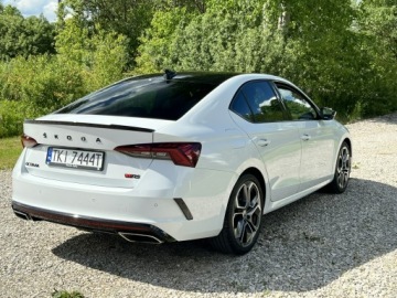 Skoda Octavia IV RS Liftback 2.0 TSI 245KM 2021 Škoda Octavia Skoda Octavia RS 2.0 TSI DSG 245km, zdjęcie 2