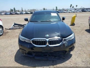 BMW Seria 3 G20-G21 2021 BMW Seria 3 330I XDRIVE 2021, od ubezpieczalni 2.0 Benzyna 255KM, zdjęcie 2