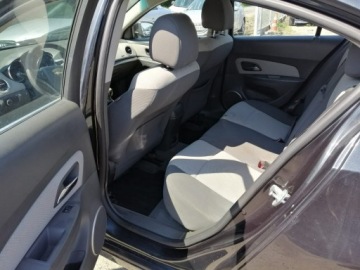 Chevrolet Cruze 2009 Chevrolet Cruze 2.0 Diesel 163km lekko uszkodzony, zdjęcie 16