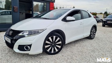Honda Civic IX Hatchback 5d Facelifting 1.4 i-VTEC 100KM 2016 Honda Civic 1.4Benz manual Navi Kamera climatronic biala perla 1.3 99KM, zdjęcie 7