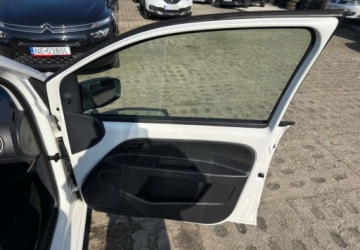 Volkswagen up! Hatchback 5d 1.0 MPI 60KM 2015 Volkswagen up Volkswagen up Benzyna 60KM, zdjęcie 19