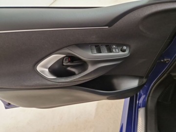 Toyota Yaris IV Hatchback 1.5 Dynamic Force 125KM 2024 Toyota Yaris 1.5 Comfort IV (2020-) 1,5-Dual-VVT-i, zdjęcie 17