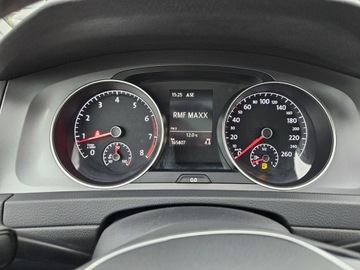 Volkswagen Golf VII Hatchback 3d 1.4 TSI BlueMotion Technology 125KM 2015 Volkswagen Golf 1,4 benzyna 125KM nawigacja kamera, zdjęcie 19