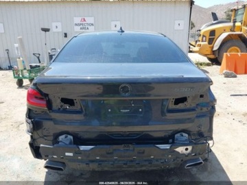 BMW Seria 5 G30-G31 2021 BMW Seria 5 530E 2021 2.0l 2.0 Hybryda 181KM, zdjęcie 4