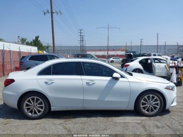 Mercedes Klasa A W177/V177 2020 Mercedes-Benz Klasa A 220 2020 2.0l 2.0 Benzyna 188KM, zdjęcie 6