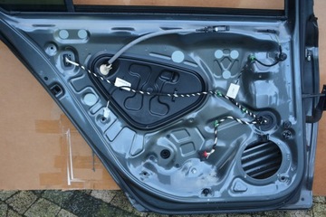 DVEŘE LEVÝ ZADNÍ LT VW PASSAT B8 SEDAN LR7H