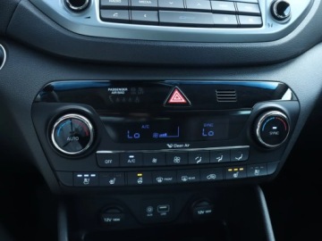 Hyundai Tucson III SUV 1.6 T-GDI 177KM 2016 Hyundai Tucson 1.6 T-GDI, Salon Polska, zdjęcie 12