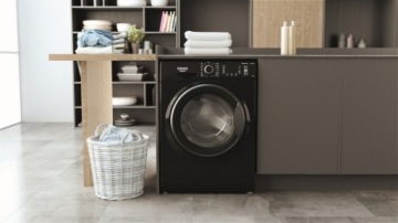 Стиральная машина HOTPOINT-ARISTON NLCD946BSAEU