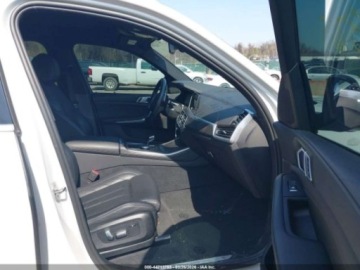 BMW X5 G05 2023 BMW X5 XDRIVE40I, 2023r., 4x4, 3.0L 3.0 Hybryda 335KM, zdjęcie 8