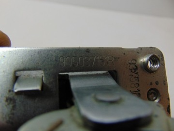 ЗАМОК БАГАЖНИКА OPEL VIVARO B TRAFIC III 3 93458109 905037151R