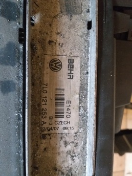 CHLADIČ VENTILÁTOR CAYENNE 4.8 TURBO 07-10