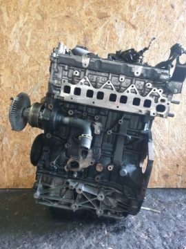 Повреждена голая стойка двигателя Renault Master 2.3 Biturbo.