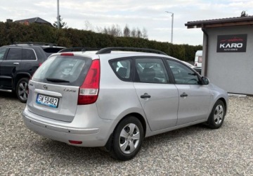 Hyundai i30 I CW Facelifting 1.4 DOHC 109KM 2010 Hyundai i30 Polski salon 1.4 Benzyna 109KM, zdjęcie 7