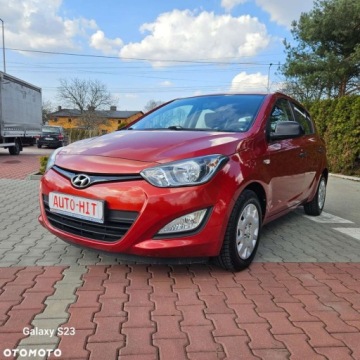 Hyundai i20 I Hatchback 5d Facelifting 1.2 DOHC 85KM 2012 Hyundai i20 Hyundai i20 1.2 Trend 1.2 Benzyna 86KM