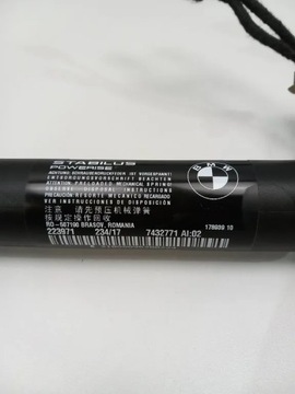 BMW 2 F46 VZPĚRA/TLAKOVAČ KRYT KUFRU 7432771