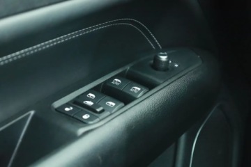 Jeep Compass II SUV Plug-In Facelifting 1.3 GSE T4 190KM 2022 Jeep Compass 4xe, 4X4, Automat, VAT 23%, Skóra, zdjęcie 19