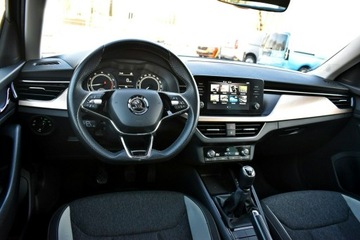 Skoda Kamiq Crossover 1.0 TSI 110KM 2022 Škoda Kamiq Skoda Kamiq Bezwypadkowy / Salon, zdjęcie 11