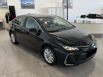 Toyota Corolla XII Sedan Facelifting 1.8 Hybrid 140KM 2025 Od ręki - Comfort 1.8 Hybrid 140KM | Tempomat adaptacyjny!, zdjęcie 2