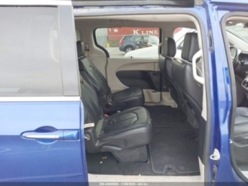 Chrysler Pacifica II 2021 Chrysler Pacifica Touring L, 2021r., 3.6L 3.6 Benzyna 287KM, zdjęcie 9