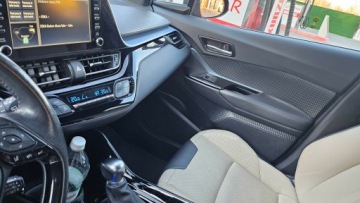 Toyota C-HR I Crossover Facelifting 1.8 Hybrid 122KM 2020 Toyota C-HR Prywatnie sprzedam Toyota C-HR 1.8 Hybrid Selection 2020 – skór, zdjęcie 11