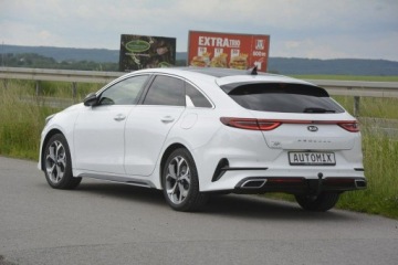Kia Proceed Shooting Brake 1.6 CRDi SCR 136KM 2019 Kia Pro Cee'd 1.6CRDI GTLine hak doinwestowany LED, zdjęcie 3
