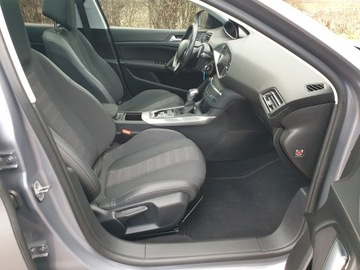 Peugeot 308 II SW Facelifting 1.2 PureTech 130KM 2018 PEUGEOT 308 II 1.2 Aut, Allure, PANORAMA, Full LED, podgrz. siedz, POLSKA, zdjęcie 15