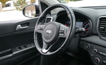 Kia Sportage III SUV Facelifting 1.7 CRDi 115KM 2016 Kia Sportage 1,7 CRDI 115 KM BI-Xenon Nawigacja Kamera asystent 1.7 Diesel, zdjęcie 22
