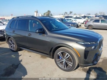 BMW X7 2024 BMW X7 2024r, M60I, 4.4L, 4x4 4.4 Benzyna 523KM, zdjęcie 3
