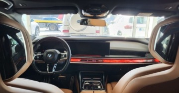 BMW Seria 7 G70 2023 BMW Seria 7 Salon Polska Radary automatyczne drzwi wszystkie pakiety Mpro, zdjęcie 11